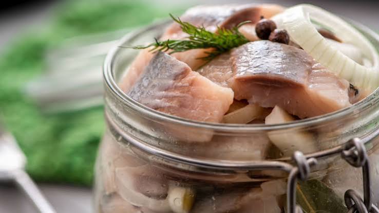 HERRING SHMALTZ 5 LB BUCKET